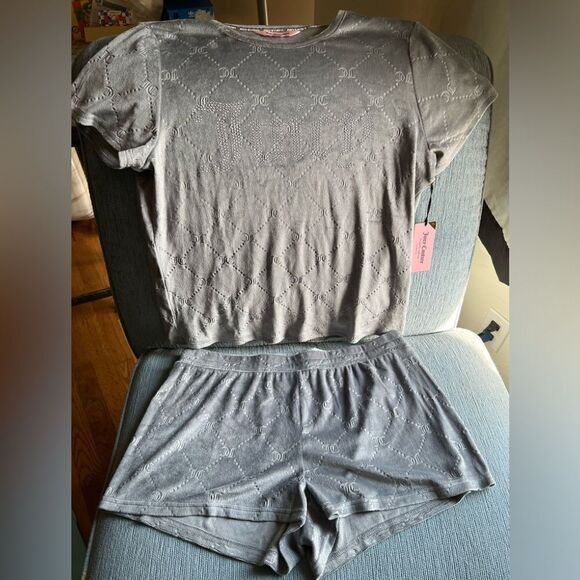 Juicy Couture Loungewear Set - Picture 1 of 11